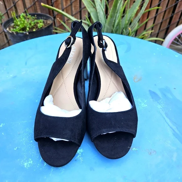 Alfani Step Block Heel Sandals Size 6M - Picture 5 of 16